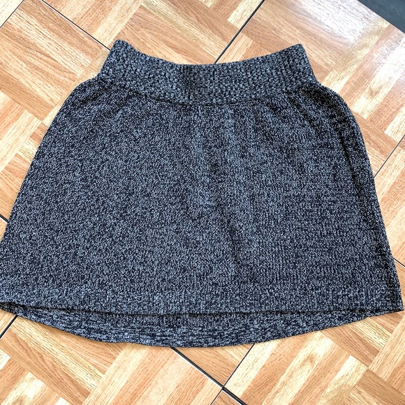 Donated Heather Grey Knit Skirt {Mossimo} - LNC - Picture 1 of 9